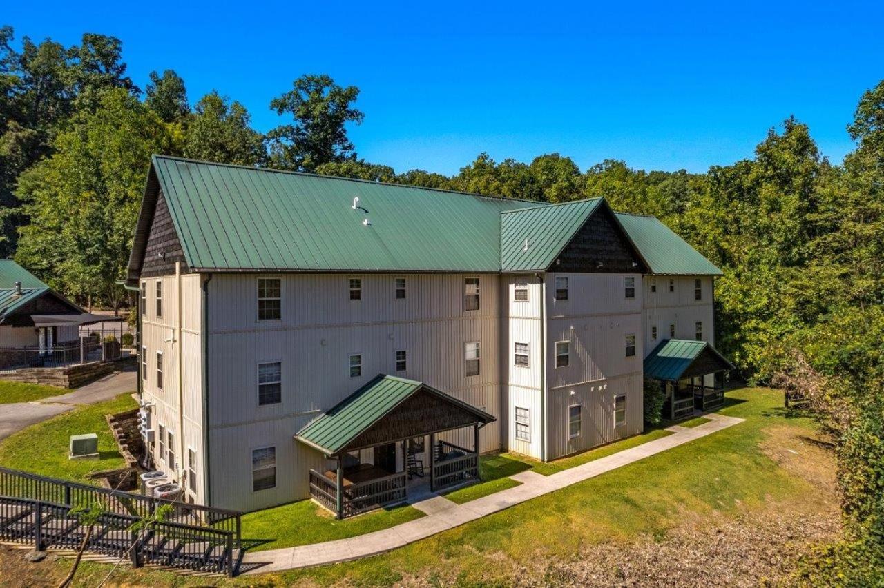 Poplar Point Condo Unit 12E Pigeon Forge Exterior photo